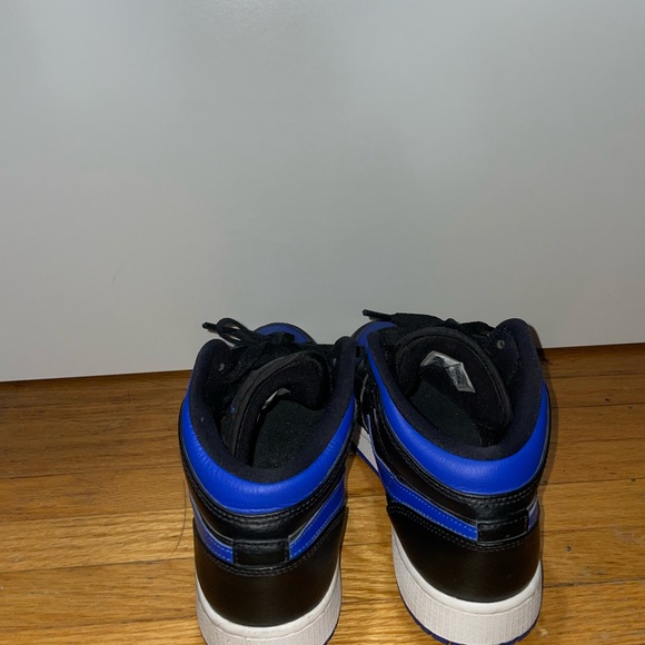 Blue Air jordan 1s - Picture 4 of 5